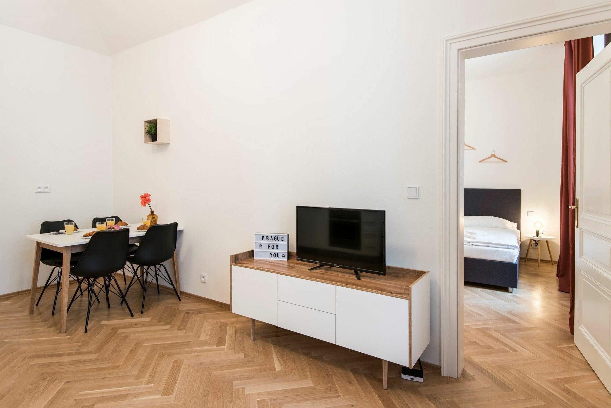 Rehorova Apartments Прага Екстериор снимка