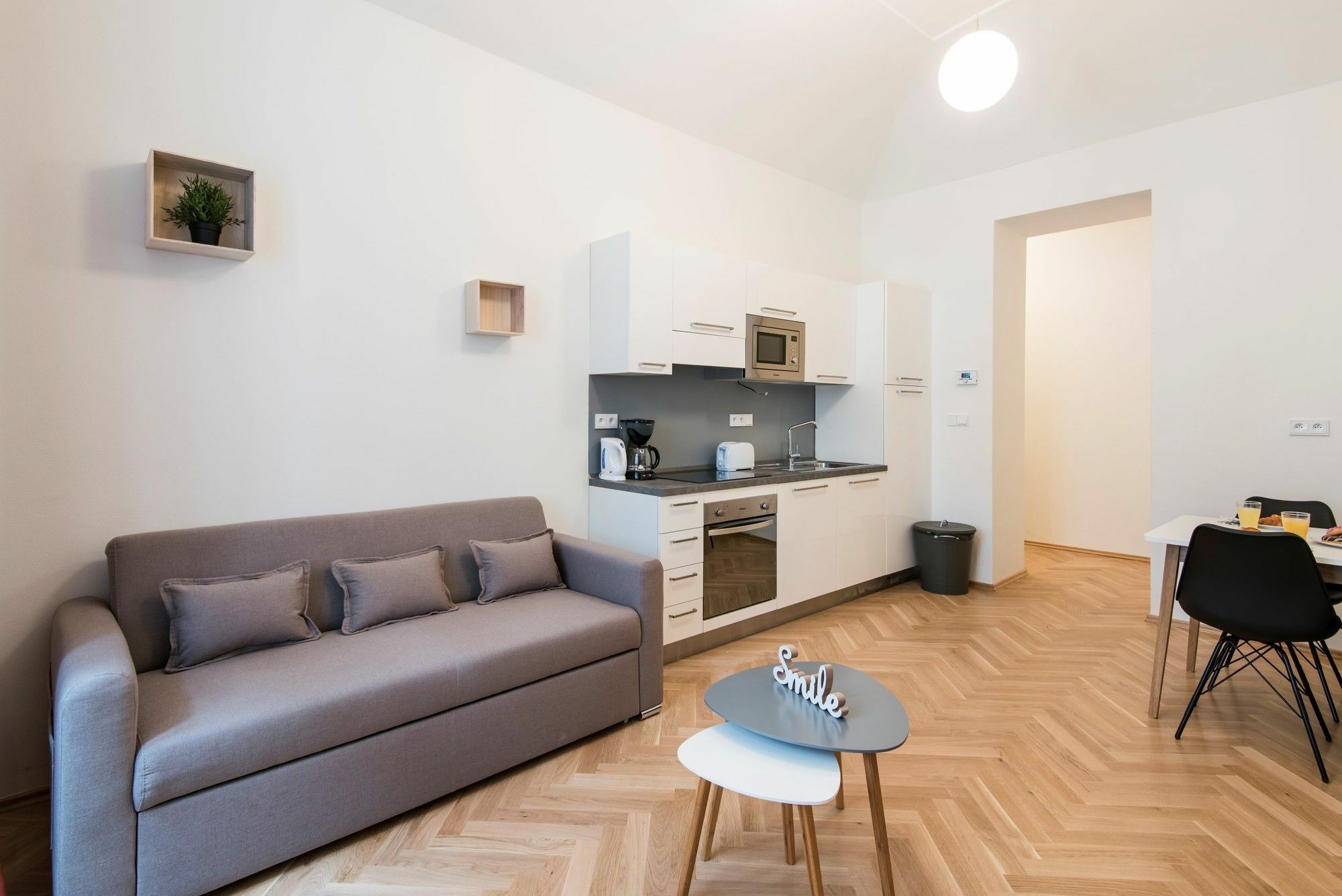 Rehorova Apartments Прага Екстериор снимка