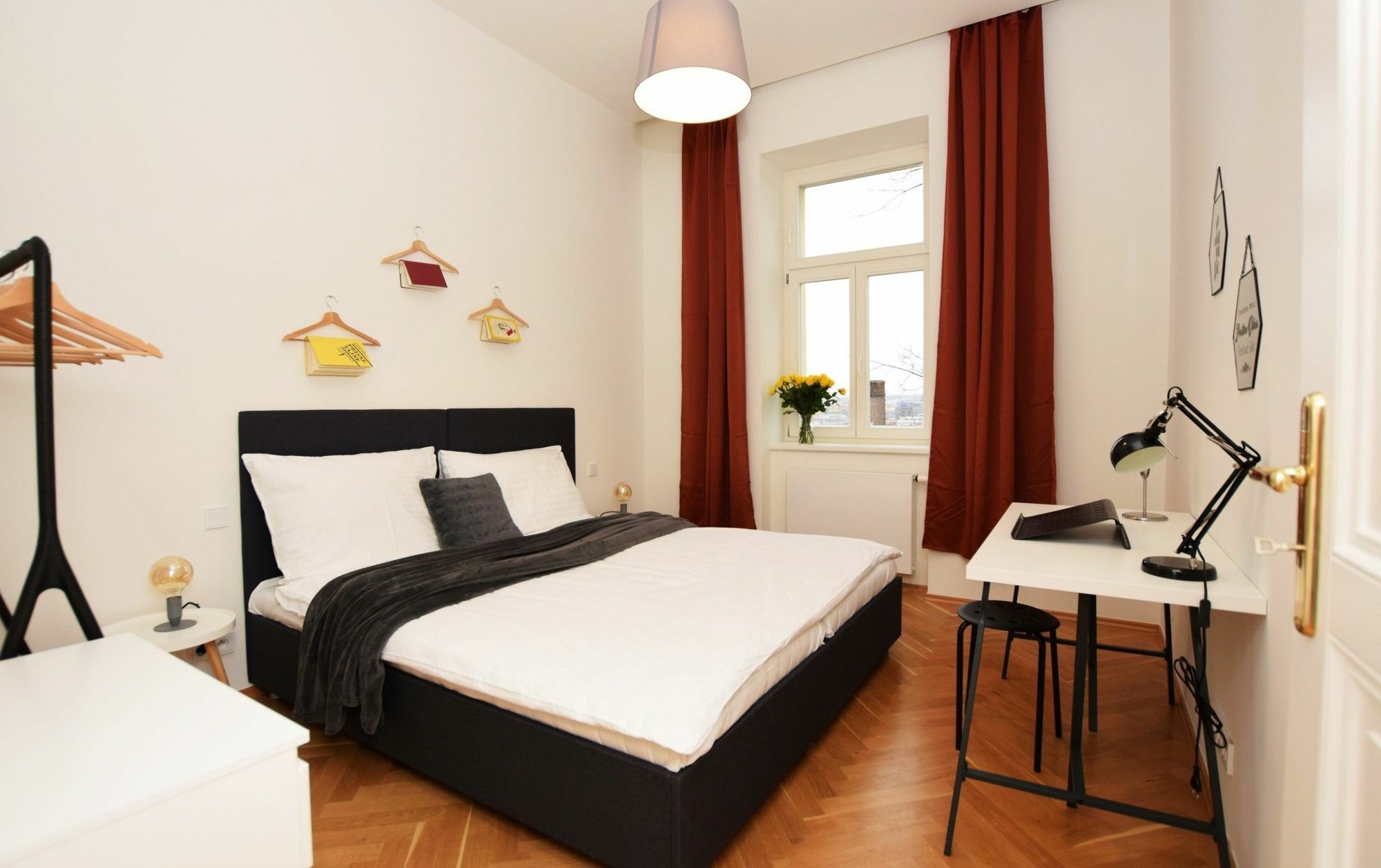 Rehorova Apartments Прага Екстериор снимка
