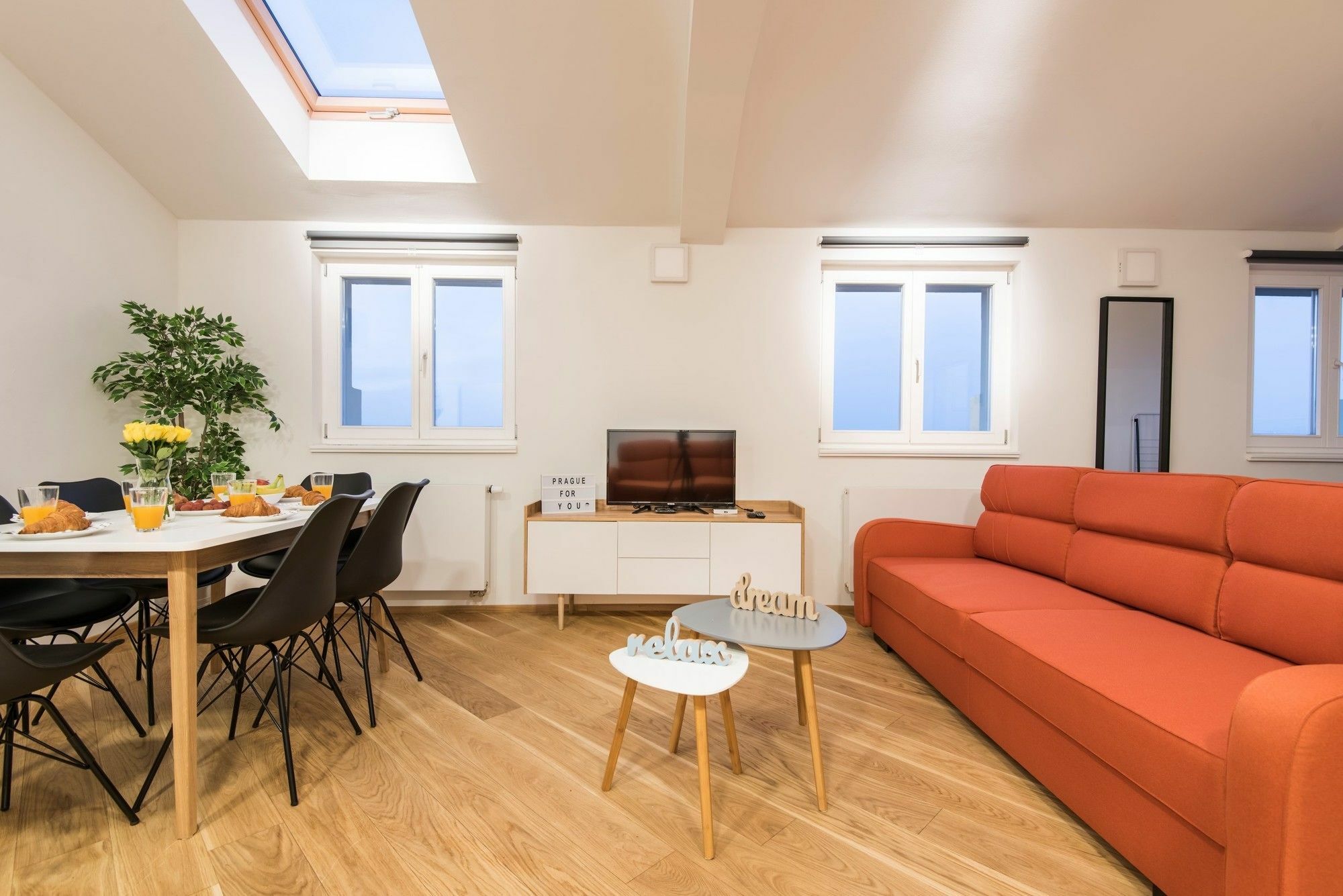Rehorova Apartments Прага Екстериор снимка