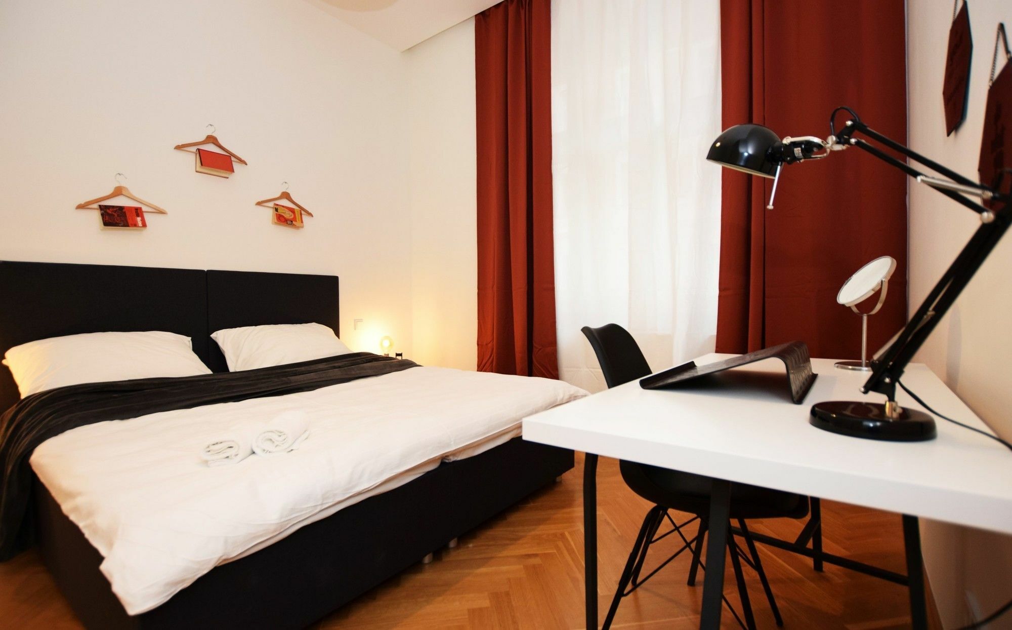 Rehorova Apartments Прага Екстериор снимка
